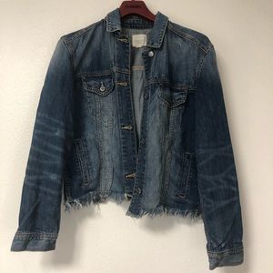 American eagle slightly cropped denim jacket